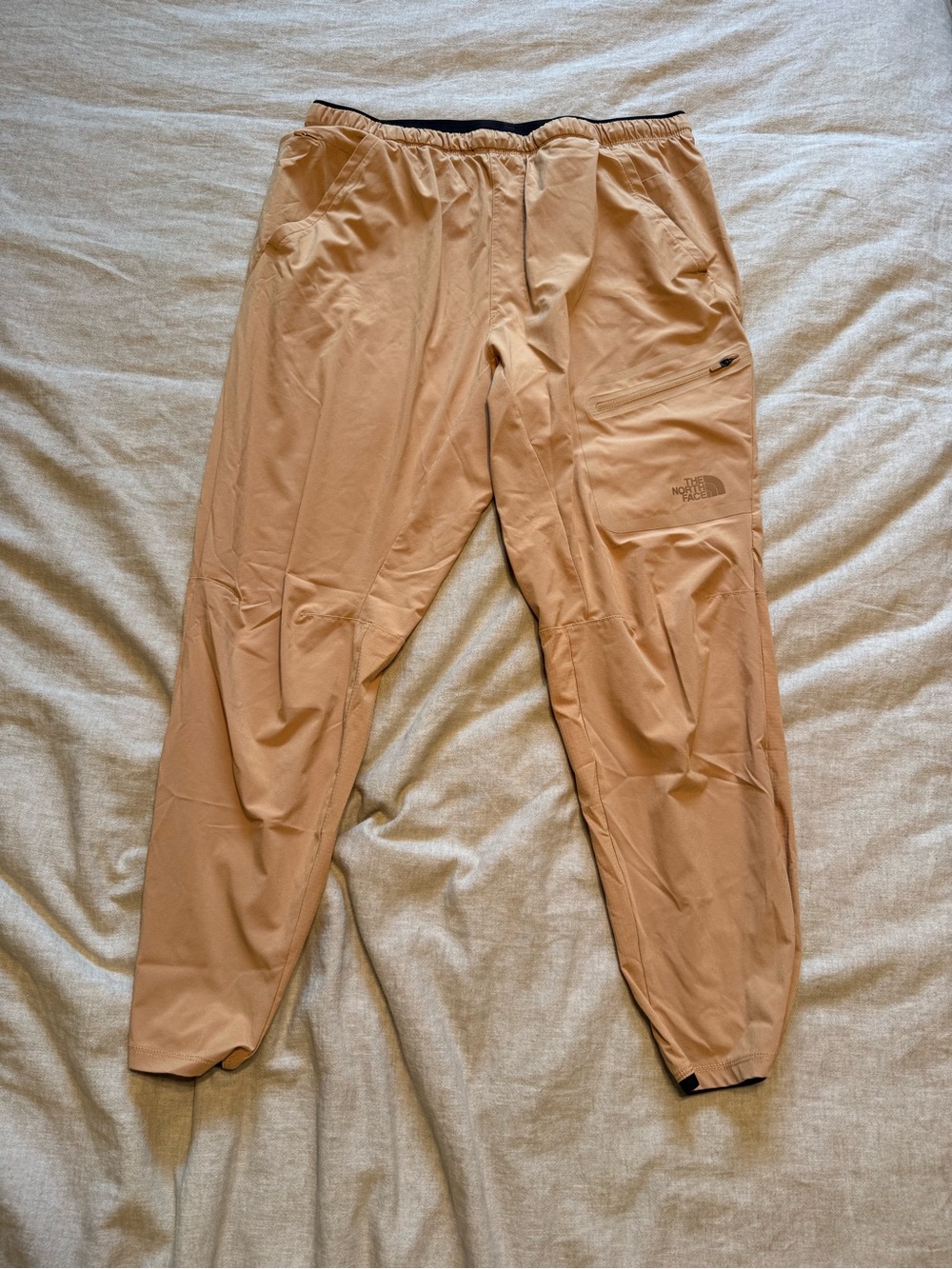 The North Face Men’s Tan Jogger Sweatpants Men’s M